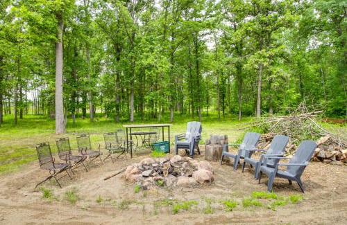 Backus House | 6 Mi to Spider Lake ATV Trails Cabin with Fire Pit