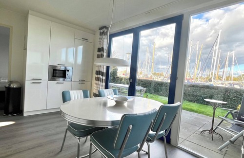 Anjum House | 6 pers Modern harbor house with fenced garden with the lake view