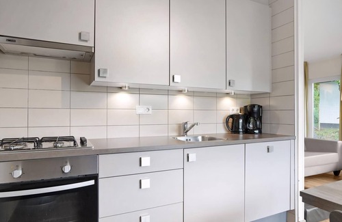 Stadtkyll House | 6-person dog bungalow in the holiday park Landal Wirfttal