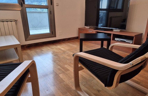 La Corredoria y Ventanielles Apartment | 654A El Ático de la Alameda