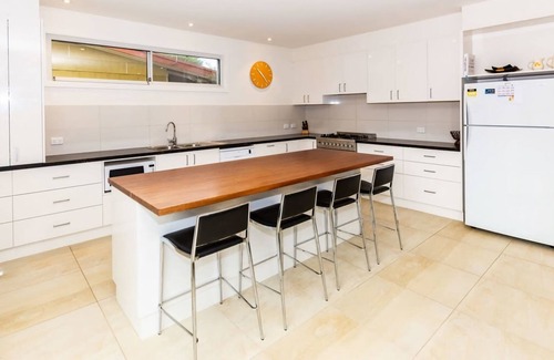 Sandy Point House | 69 Beach Parade, Sandy Point