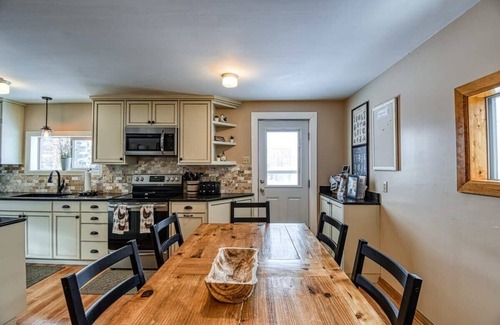 Leadville House | 6BR Cozy Victorian - Block from Main St - Groups