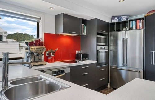 Whangamata House | 6BR Family Beach House with Pool & Sea Views