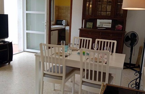 Le Grand Large Apartment | 6CRSUD1- Air-conditioned family house for 6 near the beach