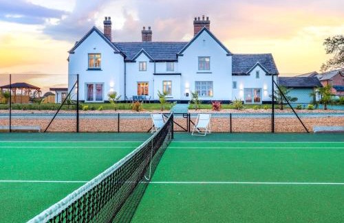 Whitchurch House | 7 Bed in Whitchurch 95835