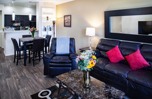 Brown and Stetson Business Condo | 7 Bedroom/6 Bath Condos in Old Town Scottsdale