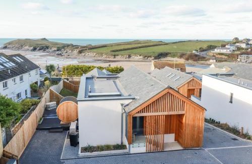 Porth House | 7 Longshore