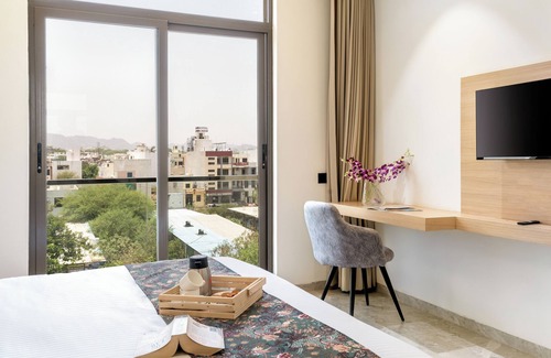 Gayariawas Hotel | 7 Rays Hotel