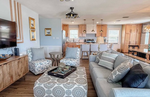 St. George Island House | 7 Seas Ocean Breeze Sleeps Kitchens St George Island Pet Friendly Family