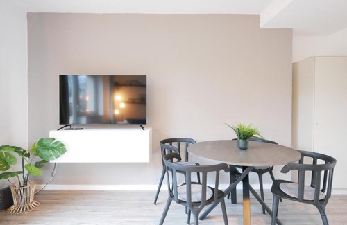 Innenstadt Apartment | 75 m2, zentral, Küche, Balkon, Parkplatz