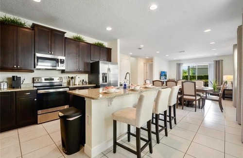 West Kissimmee House | 7594 Oasis Villa- Perfect Getaway for large groups