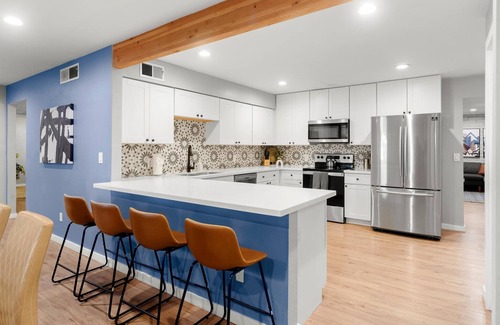 Flagstaff House | 7BR Flagstaff Escape | Sleeps 18 | Hot Tub & Bocce
