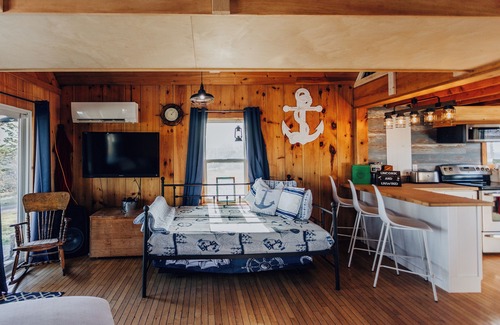 Parrsboro Cottage | 8 Island View Cottage-n Hottub arrival Aug 26th !nATV Access,Hiking-Pet Friendly