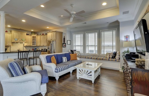 North Forest Beach House | 8 Kingfisher - Forest Beach - 2nd Row - 7 Bed Sleeps 20 - Hilton Head Rentals