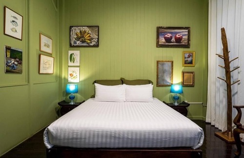Chan Kasem Bed & Breakfast | 8 Pax. Self-Serviced @ Art & Tiles Gallery