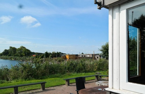 Anjum House | 8 Pers Large Seaside Home in Front of the Lauwersmeer
