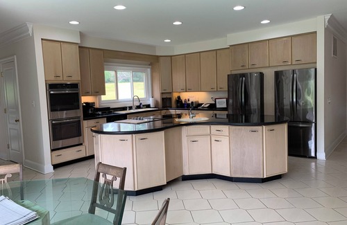 Castleton House | 8-Person House with Private Hot Tub on Spectacular Rural Estate