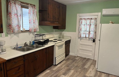 Coalfield House | 803 historic home in Windrock 