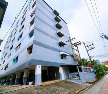 Lat Yao Apartment | 811-STP Homely room Free Wi-Fi and Near BTS Line