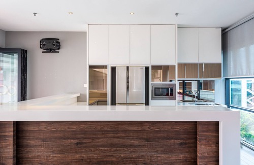 Cyberjaya Apartment | 8500SF Rooftop Pool & Gym at Cyberjaya