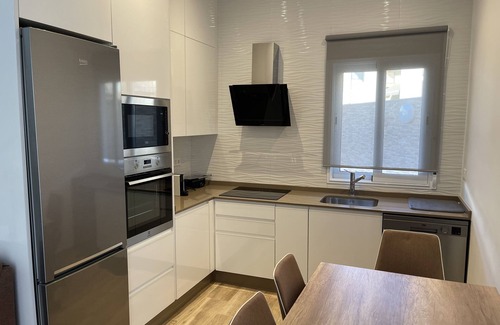 Distrito 6 House | A 4 min del Puente Romano y 14 de la Zona Monumental. Ideal Familia y Parejas