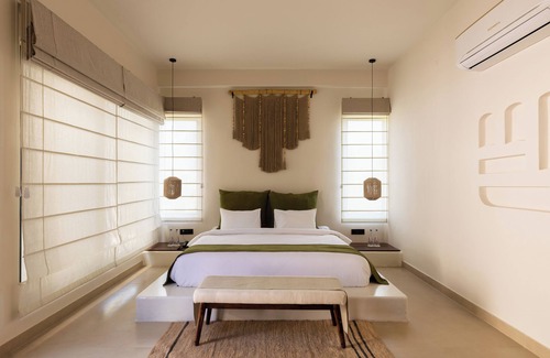 Sanganer Hotel | A 7- Room Villa Boutique Retreat With Ceremonial Amenities.