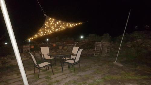 Castro Caldelas House | A Brava