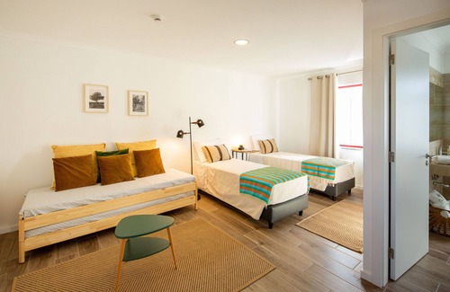 Almodovar e Graca dos Padroes House | A Casa da Cerca