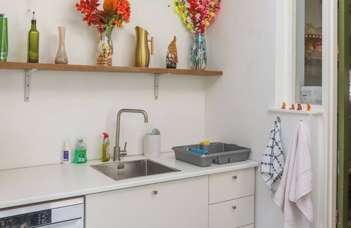 Newtown Cottage | A charming townhouse in the heart of Newtown, set on a lovely street.