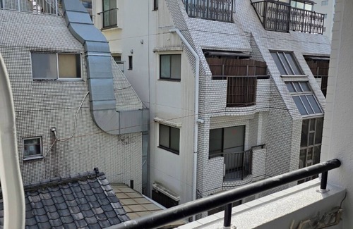 Nakano Apartment | A cozy accommodation in Nakano City, 3 stops from Shinjuku, for 4 people