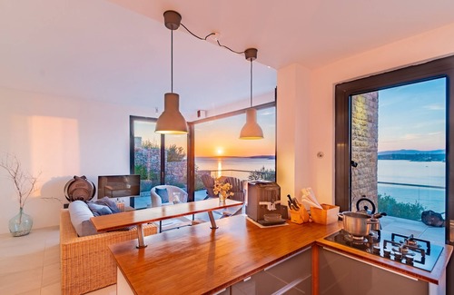 Vela Luka Villa | A dream - sunset, a glass of wine and heavenly peace right by the sea