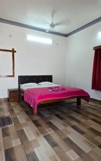 Diveagar Hotel | A Ghule Patil Family Beach