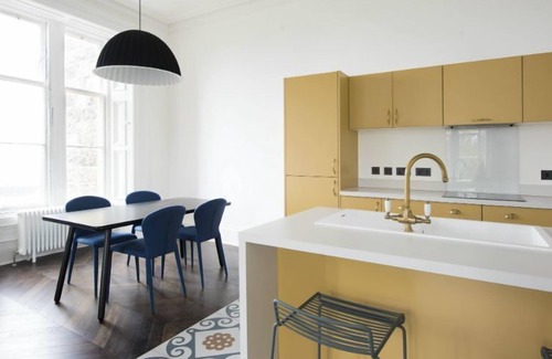 Isle of Lewis Cottage | A lews castle that sleeps 2 guests in 1 bedroom