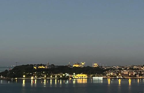 Kabatas Apartment | A Million Dollar View In the Heart of the City