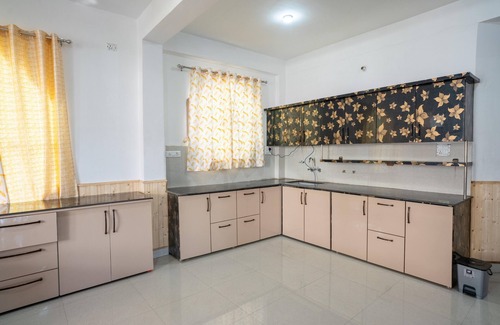 Kandaghat House | A modern and independent house Near Shimla. Sunset view