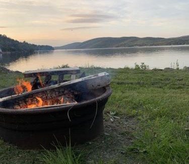 Degelis House | A Peaceful Waterfront Escape - La Perle du Lac