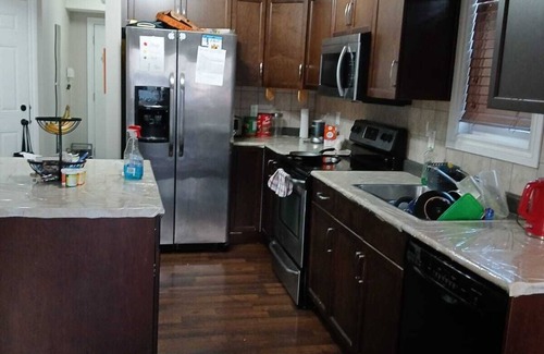 Spruce Grove House | A roome in a house in Spruce Grove, Alberta