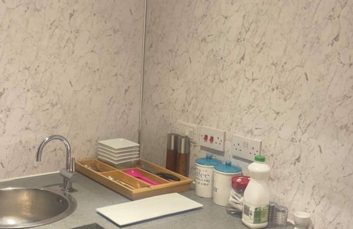 Sleaford Apartment | A self contained apartment located in a very quiet village, free private parking