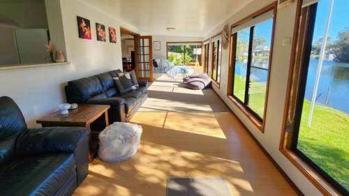Sussex Inlet House | A Slice Of Paradise