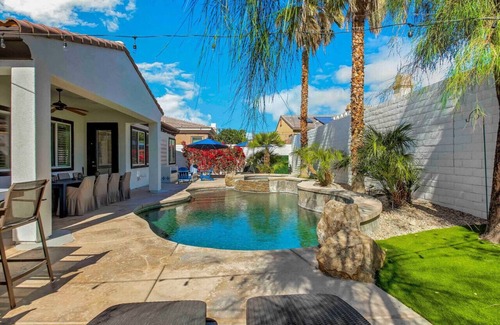 Terra Lago Apartment | A Star Is Born/5BR-3BA/Pool and Spa