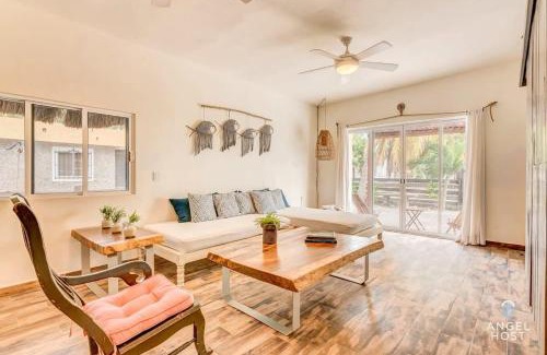 El Cuyo House | A Sublime Beach Getaway Perfect for a Family Gathering