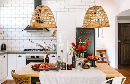 Kangaroo Valley House | A unique Treehouse overlooking Kangaroo River.