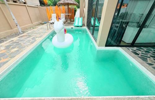 Saen Suk Villa | A1-Mountain View Private Pool Villa-บางแสน