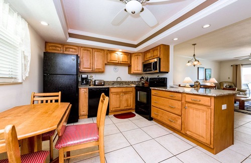 New Smyrna Beach Condo | A105 fabulous location, just off Flagler Ave!