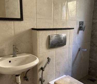 Nungambakkam Apartment | Aac