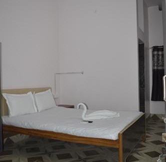 Rajgir Hotel | Aakarsh Hill View Hotel