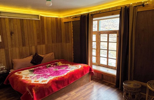 Sissu Hotel | Aangn - Where every stay feels like Home