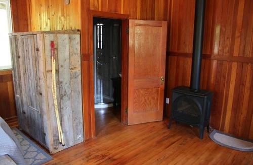 Winnipeg Beach Bed & Breakfast | Aaron's on the Lake