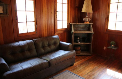 Winnipeg Beach Bed & Breakfast | Aaron's on the Lake
