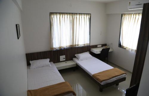 Nashik Bed & Breakfast | Aashiyana Inn